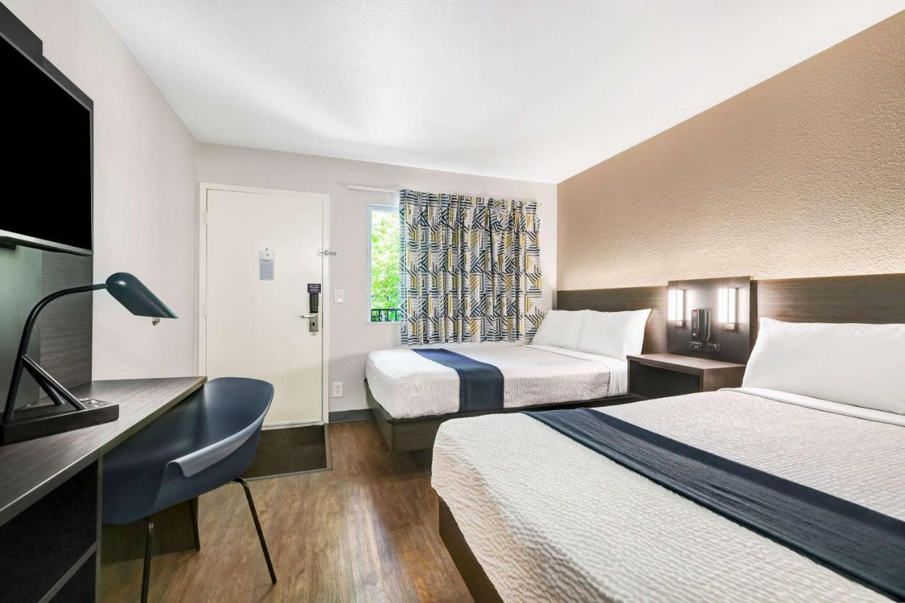 Motel 6-Issaquah, Wa - Seattle - East Екстер'єр фото