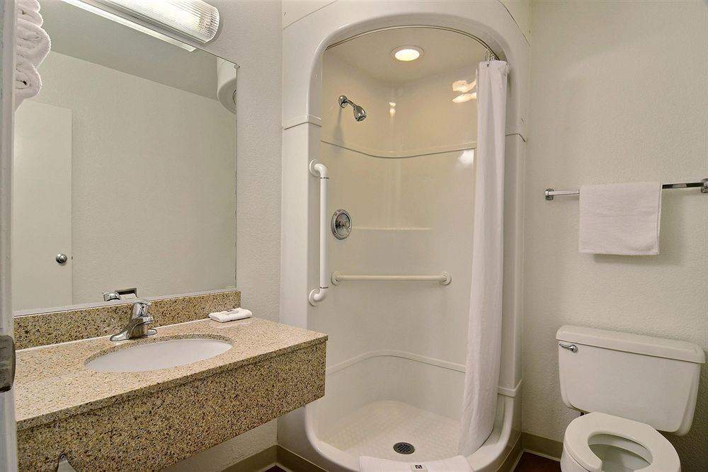 Motel 6-Issaquah, Wa - Seattle - East Екстер'єр фото