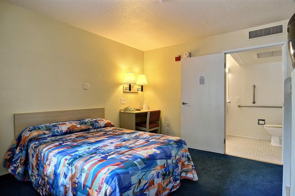 Motel 6-Issaquah, Wa - Seattle - East Екстер'єр фото