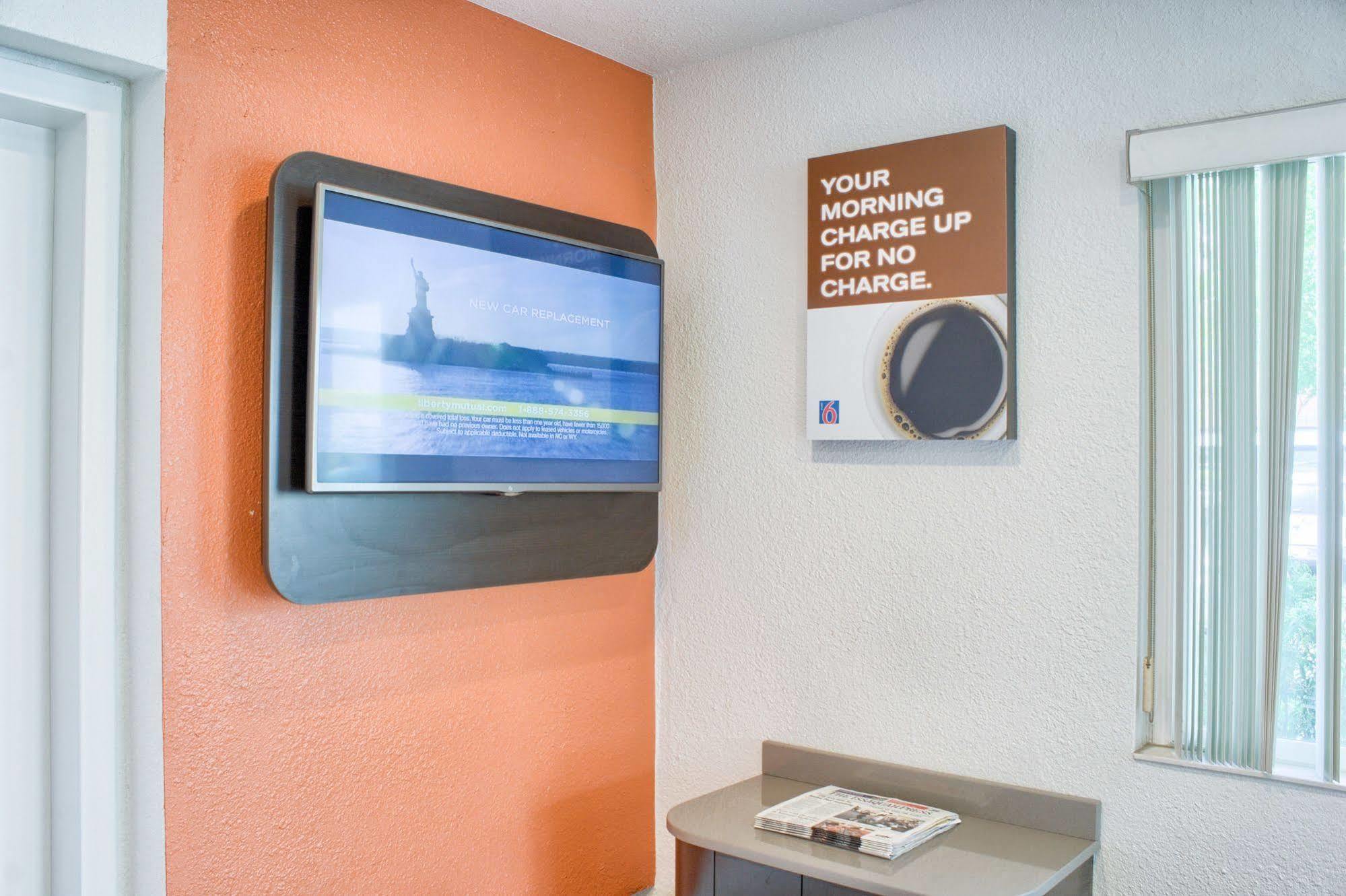 Motel 6-Issaquah, Wa - Seattle - East Екстер'єр фото