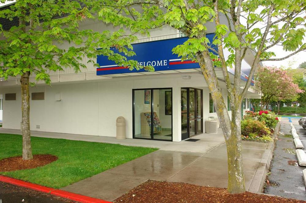 Motel 6-Issaquah, Wa - Seattle - East Екстер'єр фото